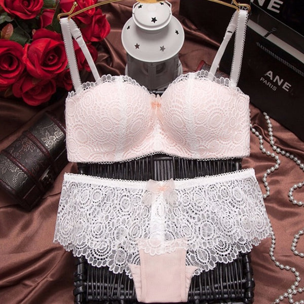 Brand bra and panties set*